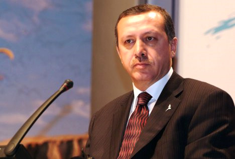 Herhalde onlar soyk�r�m i�ledi

�Herhalde onlar b�yle bir soyk�r�m� i�lemi� olacaklar ki �z�r diliyorlar. T�rkiye Cumhuriyeti