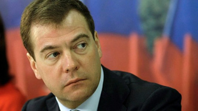 Rusya Devlet Bakan Dimitri Medvedev: "korkak ve ekingen" 