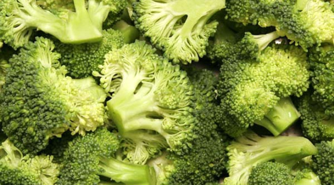 25. Brokoli: Yarm tabak pimi brokoli, almanz gereken gnlk miktarn yzde 80