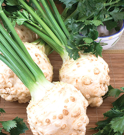Sonbaharda yeti�en ye�il so�an, p�rasa, kereviz gibi sebzeler, C vitamini ve antioksidan a��s�ndan olduk�a zengin.