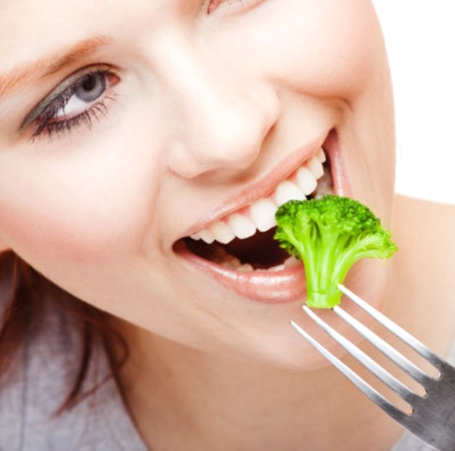 Brokoli ve i lahana: Bu lif ve besin zengini sebzeler olduka salkldr; ancak midede gaz yapc yiyeceklerden olduklar ok iyi bilinmektedir. Neyse ki, zm basittir.