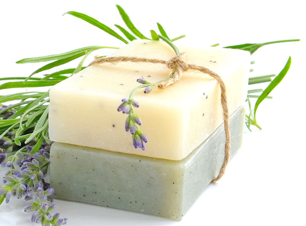 Ke�i s�t� sabunu <br>
<br>
- Cildin nemini korur. <br>
- Yumu�akl�k verir. <br>
- Cildi s�k�la�t�r�r.