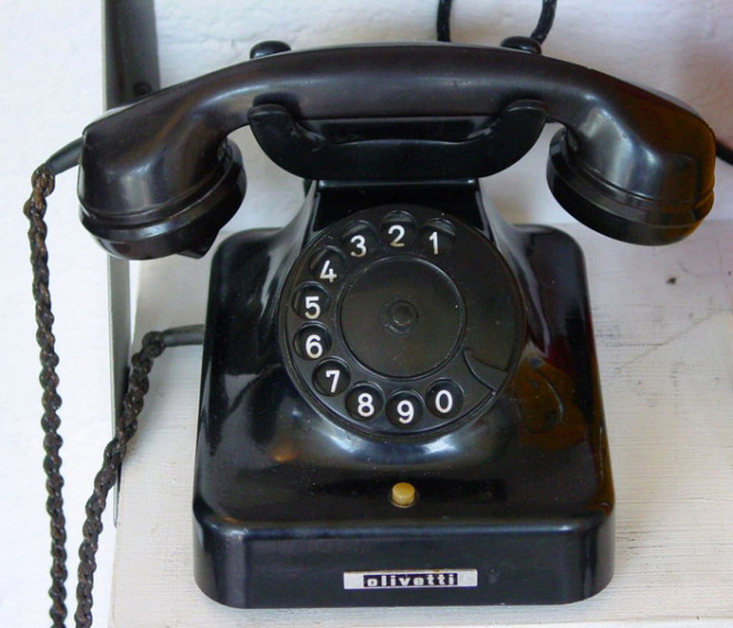 Telefon:1876