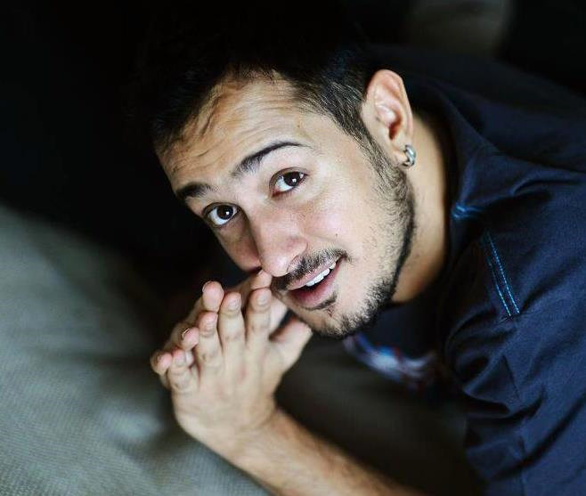 Sarp Apak: Normal medya bitmi�tir ! Ya�as�n sosyal medya