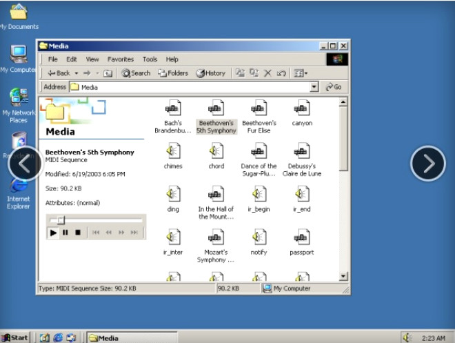 Windows 2000, Windows NT"nin daha gelimi bir srm. Şirketlere ynelik olarak 17 Şubat 2000"de geldi.