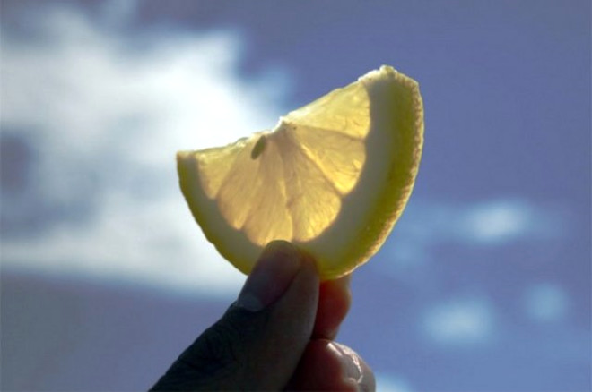 ltihab azaltr: Dzenli olarak limon suyu ierseniz vcudunuzdaki hastalk haline yol aan asitlik derecesi azalacaktr. 