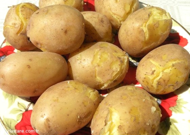 Halanm patates: Potasyumdan zengin gdalar, akamdan kalma olanlarn imdadna yetiiyor. En iyi potasyum kaynaklarndan olan halanm patates 721 mg, bir muz ise 467 mg potasyum ieriyor.