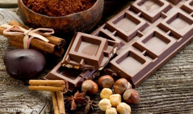ikolatann iinde bulunan antioksidanlar kanserle mcadelede faydal. Kakao, yeil aya oranla  kat daha fazla antioksidan madde ieriyor.