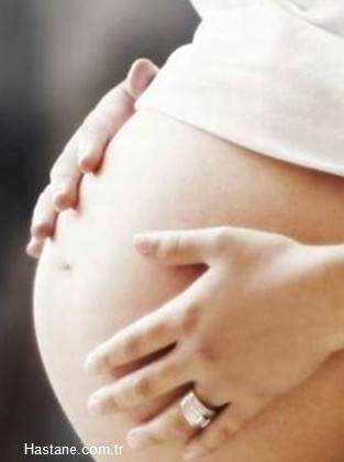 Defne Kullan�m�nda dikkat edilmesi gerekenler;
Hamilelerin kullanmas� sak�ncal�d�r. Defne ya�� alerjiye neden olabilir.