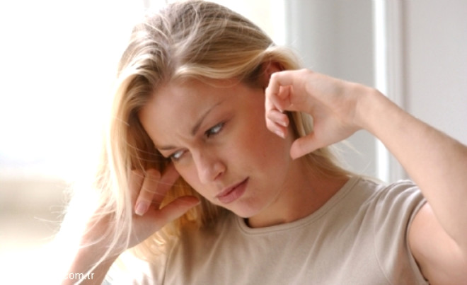 Hastalarn yarsnda iki kulakta da ortaya kabilen kulak nlamasnn nedenleri yksekten kaynaklanyor. Doktorlar vatandalar yksek sese maruz kalmamalar konusunda uyaryor..