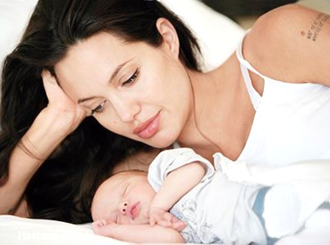 Angelina Jolie , hamile grntsyle ok seksi olduunu iddia etti. nl aktrist ikizlerini Austos 