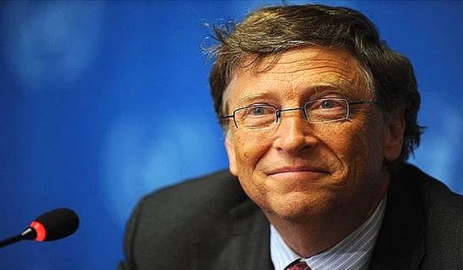 Bill Gates, 15,000$ para kazanyor.
