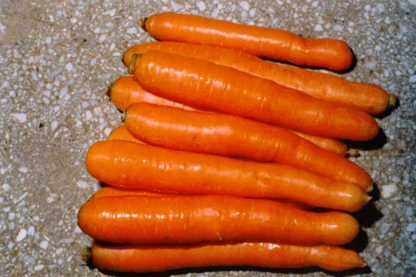 Do�al A vitamini kayna�� oldu�u i�in g�z sa�l���n�, g�rme g�c�n� art�r�r. Kemik bozukluklar� ve osteoporoza kar�� etkilidir.
