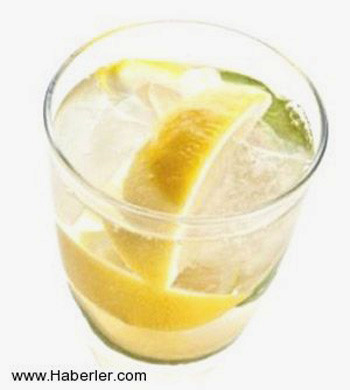 Su, Soda, Limonata: S�v� gereksinimi ya�a ba�l� olarak de�i�se de g�nl�k olarak 1,5 litrenin �zerinde olmal�d�r; ancak s�cak havalarda ise bu oran 3 litreye yak�n olabilmektedir.
