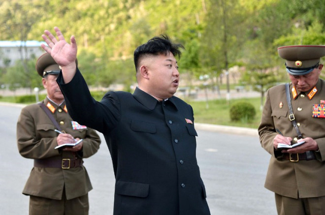 Kuzey Kore Lideri Kim, haftasonu bir dizi hastane ziyaretinde bulundu.
