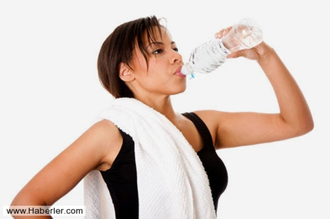 5- Her akam iyerinizden ayrlrken su imeyi alkanlk haline getirin.
