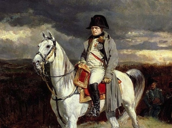4.Napolyon Bonapart ksa boylu deilmi. Zamannn ortalama bir Fransz erkei boyundaym; 1.68 cm.
