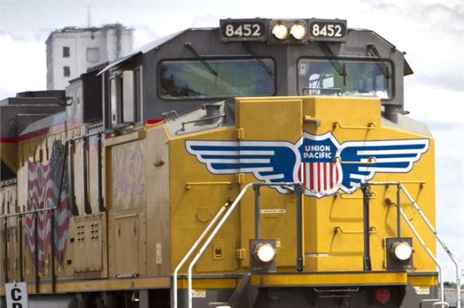 24- Union Pacific: Demiryolu irketinde ortalama maalara dair bilgiler paylalmasa da irketin alanlarnn memnuniyet oran olduka yksek.
