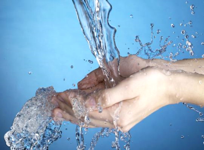5)tiiniz suya koyacanz bir limon suyunun faydalarn biliyor musunuz? 
