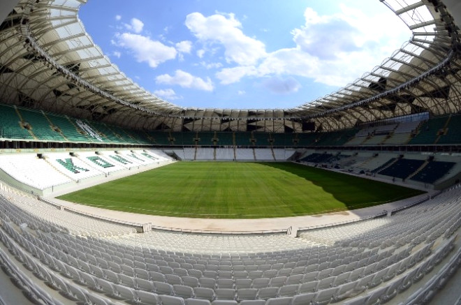 Konya Bykehir Belediyesi tarafndan yaptrlan 42 bin kiilik yeni stadyum tamamland.
