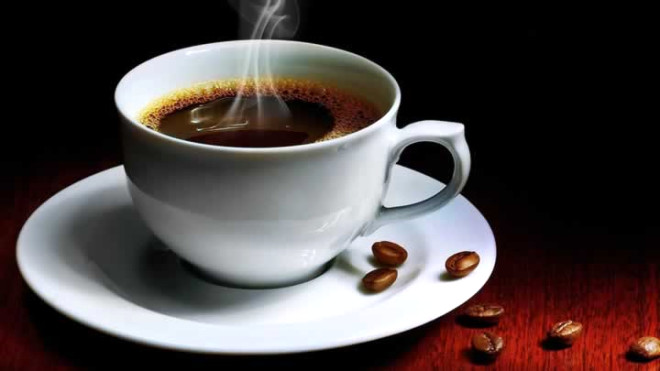 Tm gn kahve iiyorsunuz,aratrmalara gre, gnde 3 fincan kahve sizin iin faydaldr. Uygunsuz ekilde kafein tketimi ise uykuya dalmanz salayan adenozini durdurur. Yatmadan 6 saat kadar nce alnan kafein bile uykunuzu etkiler. Bu sebeple leden sonra kafein tketimini kesmelisiniz.
