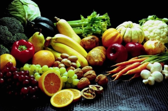 Vitaminlerden zengin sebze ve meyveler diyette her n olmaldr.

