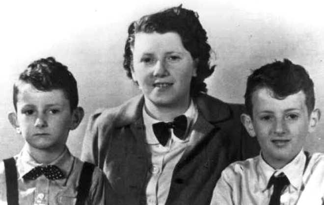 Eduard, Elisabeth ve Alexander Hornemann. Neuengamme toplama kampnda tberkloz deneylerinde kullanlan ocuklar, kampa girilmesinden ksa sre nce ldrld. Elisabeth Aushcwitz