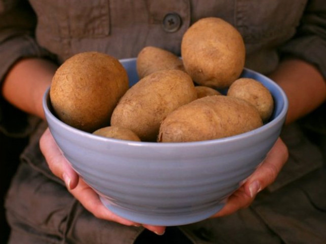 Selenyumdan yana zengin bir sebze olan patates, troidin de dzenli almasn salar.
