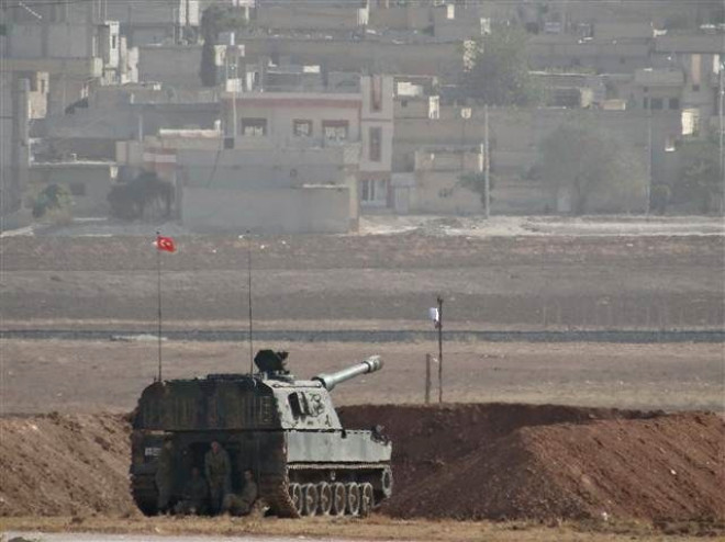 Reuters ajans, Suriye nsan Haklar Gzlemevi ve Krt yetkililere dayandrarak verdii haberinde saldrnn, ar atmalarn yaand blgede, Kobani