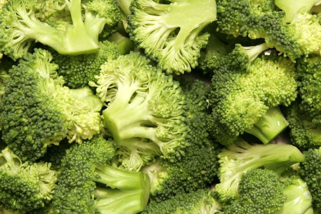 3-Brokoli: Bir bardak brokoli, 101 miligram C vitamini ierir. Gnlk ihtiyacn 1.3 kat.
