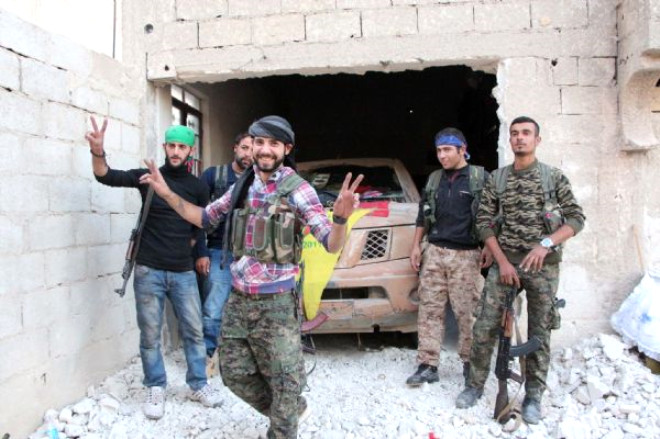YPG gleri harabeye dnen Kobani