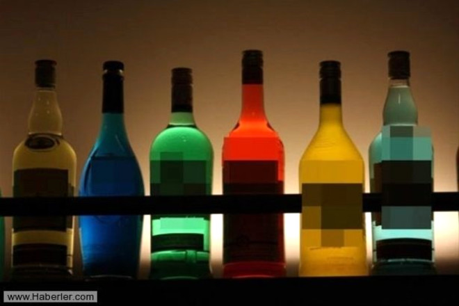 Alkol kadnlarda yaklak olarak %6, erkeklerde ise %10 orannda kansere yol aar.

 
