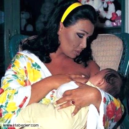 Ac� Ekmek filminde B�lent Ersoy 1984
