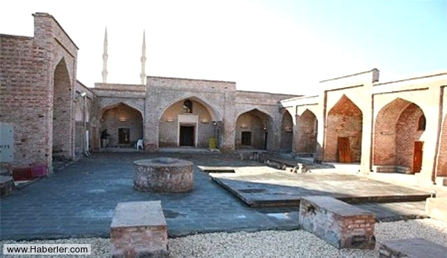 72. �IRNAK - Mem-u Zin T�rbesi
