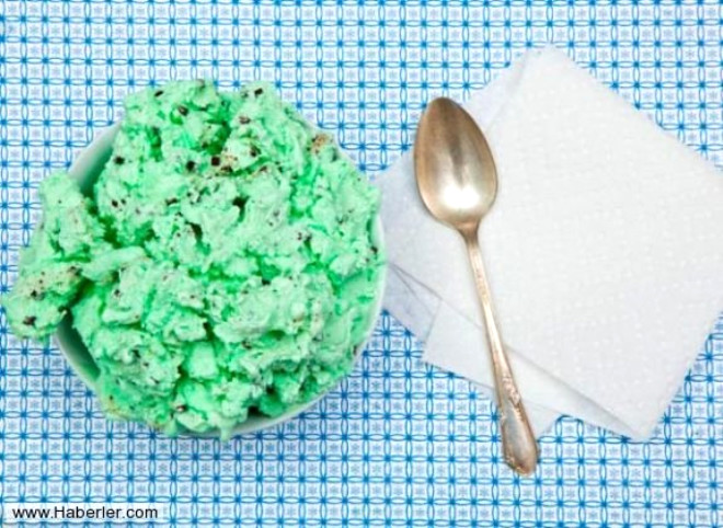 Oklahoma bombacs Timothy McVeigh, ana yemek yerine sadece naneli ve ikolata parackl dondurma istedi.
