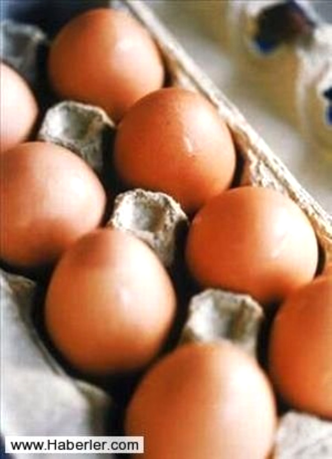 Kalsiyum destei iin yine yumurta kabuu iyice dvlr ve limon suyu ile kartrlr. Az kapatlp 3-4 gn buzdolabnda bekletildikten sonra gnde yarm tatl ka tketilebilir.
