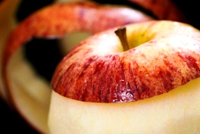 
Elma kabuu / Kurumu elma kabuklarndan muhteem bir k ay hazrlayabilirsiniz.

