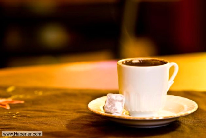 Karacier sal/ Dzenli kahve ienlerin siroz gibi karacier rahatszlklarndan daha az ikayet ettii grlyor.
