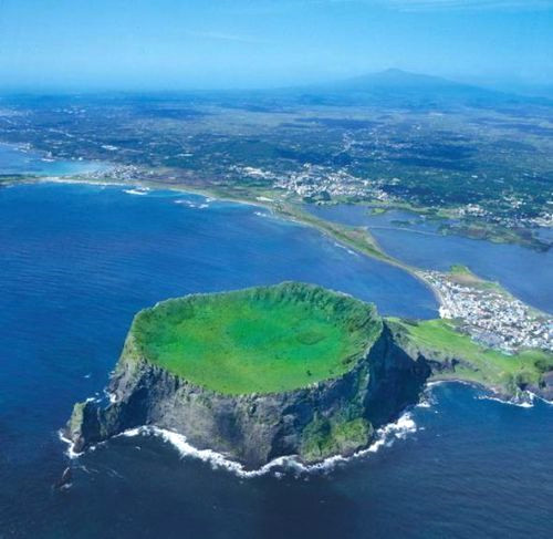 06. Seongsan Ilchulbong � South Korea 
