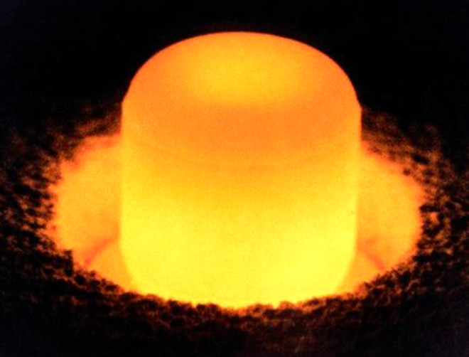 
7 Platinyum /


Nkleer fzyon teknolojisinde kullanlan platinyum tehlikeli bir kimyasal madde olarak biliniyor.
