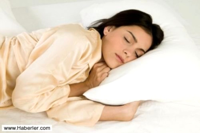 Sz konusu uyku olduunda yastk seimi nemlidir. ok sert ya da ok yumuak yastklar rahat bir uyku asndan pek salkl deil. Uyumadan nce kendinize ve rahatnza en uygun yastk seimin yapmalsnz.
