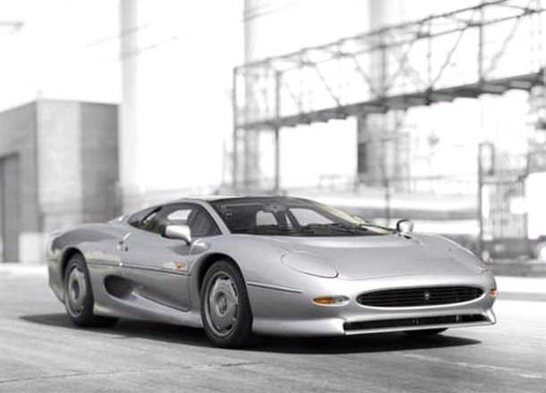 1993 Jaguar XJ220<br />
Jaguar