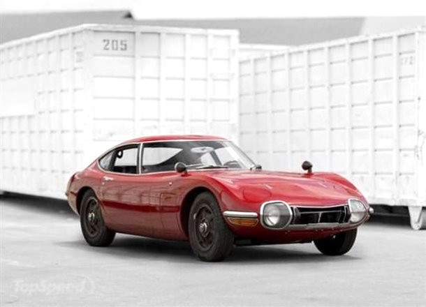 1967 Toyota 2000GT<br />
Toyota