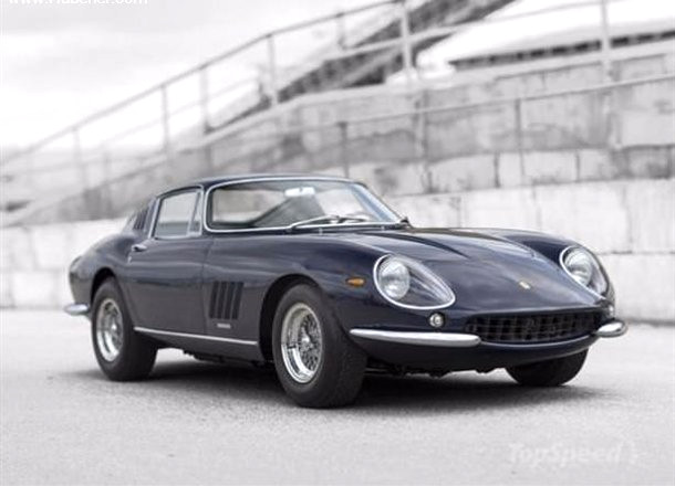 1967 Ferrari 275 GTB/4<br />
3.3 litrelik canavar motoru ve 264 km son h�z�yla Ferrari efsanesine �ok katk�da bulunmu�tu.
