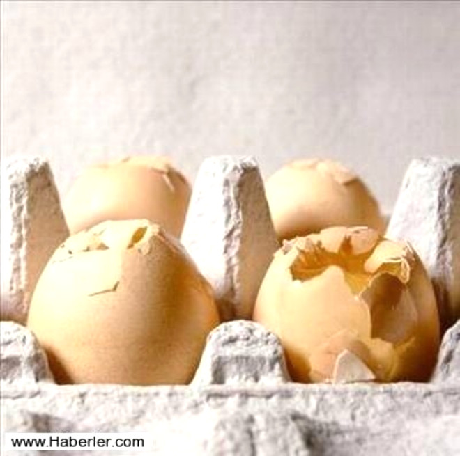Kolay stok iin yumurtalar kp eklinde kaplarda dondurunuz ve plastik kaplara alnz. Pimi yumurtann dondurulmas tavsiye edilmez. Yumurtann beyaz ksm kauuk eklinde kalabilir.
