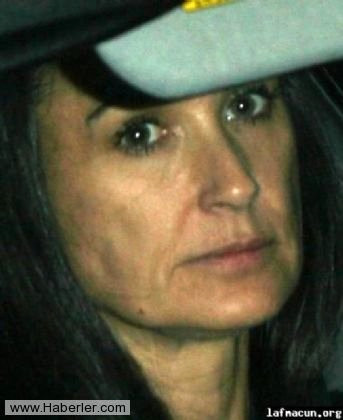 DEMI MOORE
