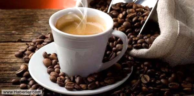 Kahve karacieriniz iin ok yararl. 2006 ylnda 22 ya st, 125 bin kiiyle yaplan bir aratrma, gnde en az bir bardak kahve ienlerin karacier sirozuna yakalanma ihtimallerinin yzde 20 daha dk olduunu ortaya koydu.
