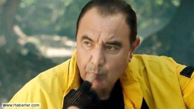 Y�llar �nce yapt��� televizyon program�yla ad�ndan s�k�a s�z ettiren Sadettin Teksoy bir s�redir ekranlardan uzakt�.

 
