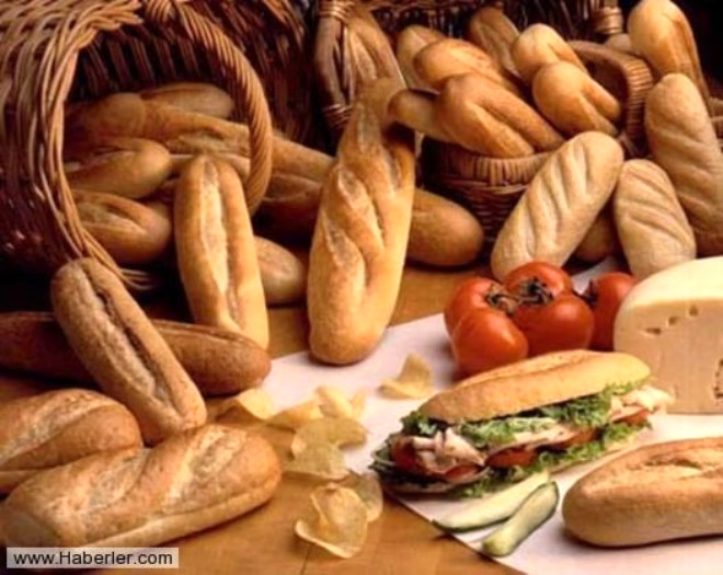 Beyaz ekmek: Daha fazla lif tketmek iin tam tahll ekmek sein. Ekmein rengine aldanmayn, zerinde "tam tahll" yazan etiketin olmasna dikkat edin.
