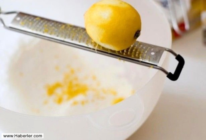 Karbonat ve limon suyu ile di beyazlatma ilemini bir gn uygulayn bir gn ara verin. 
